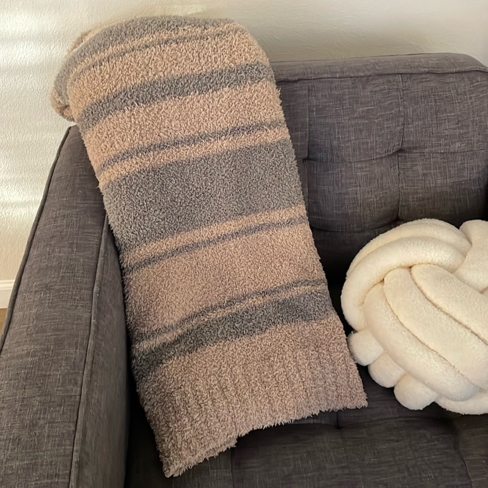 Barefoot Dreams Blanket